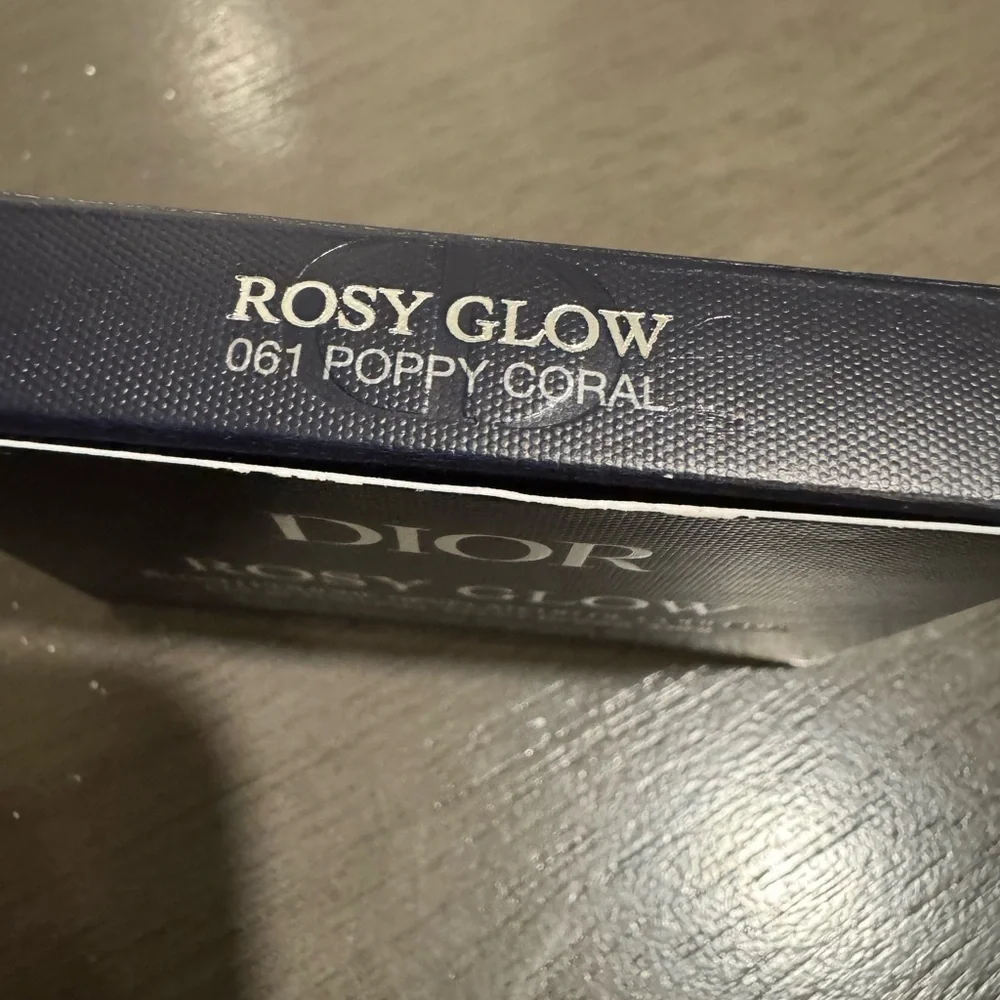 NIB- ROSY GLOW BLUSH IN POPPY CORAL